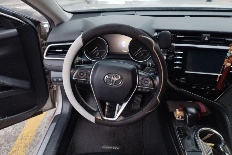 Used Toyota Camry 2018 2.0G Luxury Edition