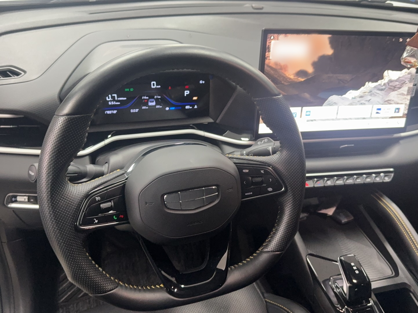 Geely Auto Coolray 2025 Bin Yue L 1.5TD DCT Star Diamond — снимка 7