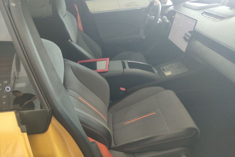 Used Zeekr 007 2025 Four-Wheel-Drive Performance Version 100 kWh
