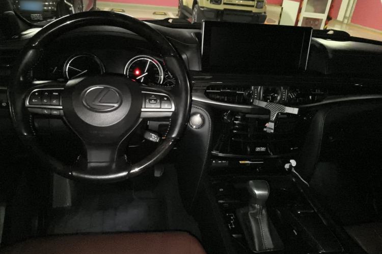 Used Lexus LX 2016 570 Dynamic Luxury Edition