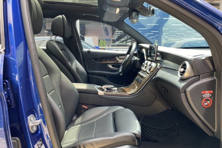 Used Mercedes-Benz GLC 2019 GLC 260 L 4MATIC Dynamic Model Right Front Seat