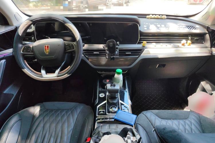 Used Hongqi HS5 2022 Facelifted Version 2.0T Smart Connect Flagship All-Wheel-Drive Edition
