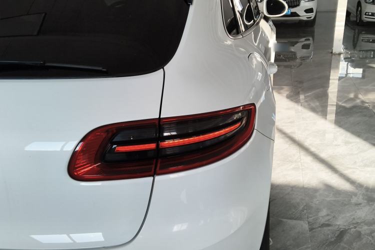 Used Porsche Macan 2017 Macan 2.0T