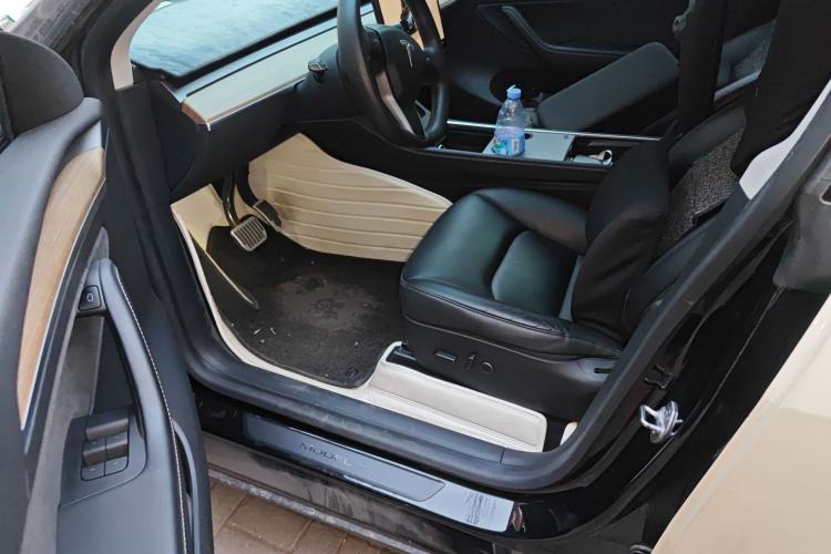 Used Tesla Model Y 2022 Rear-Wheel-Drive Version