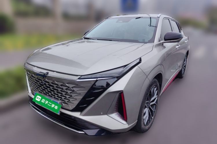 Used CHANGAN OSHAN Z6 2022 Blue Whale 1.5T DCT Smart Edition