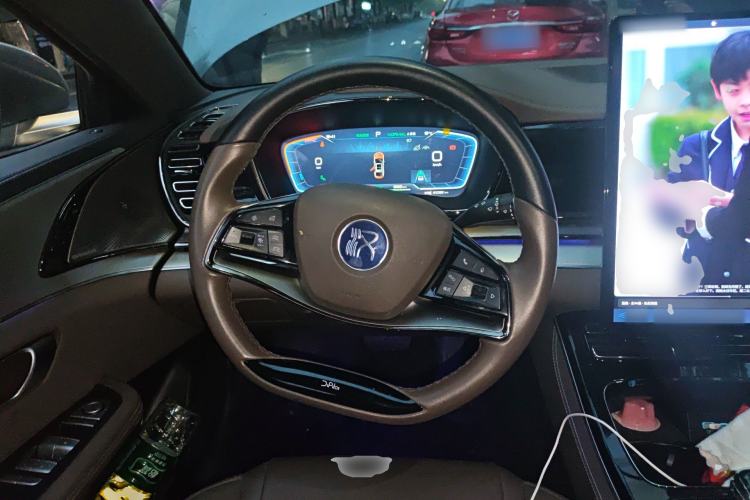 Used BYD Han 2023 EV Champion Edition 715KM Front-Drive Prestige Model
