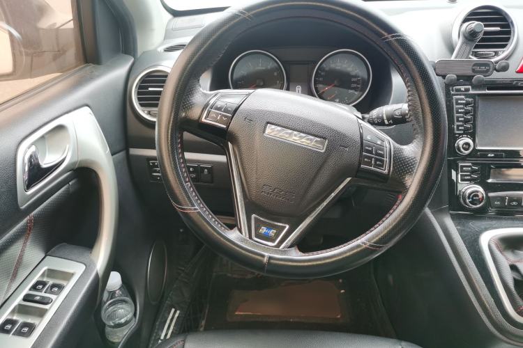 Used Haval H6 2016 Upgraded Model 1.5T Manual Two-Wheel Drive Elite Version