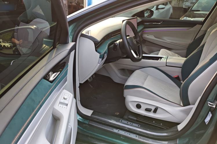 Used Volkswagen ID.7 VIZZION 2024 First Edition Driver Seat