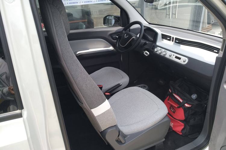 Used Wuling Hongguang MINIEV 2022 Macaron Premium Model – Lithium Iron Phosphate