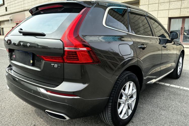 Used Volvo XC60 2021 T5 4x4 Smart Luxury Edition Exterior 6