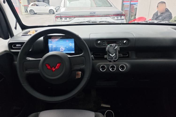 Used Wuling Zhiguang New Energy 2025 Model 305km Ambitious Edition