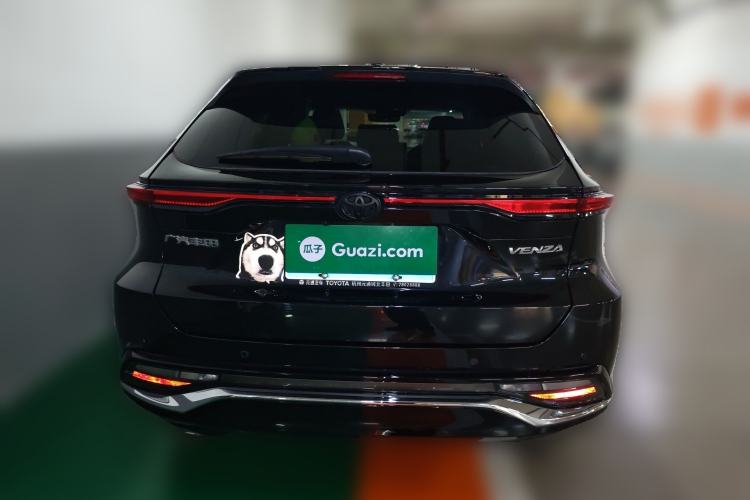 Used Toyota Venza 2022 2.0L CVT Two-Wheel Drive Prestige Edition Rear