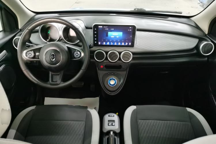 Used ORA Black Cat 2021 301 km Basic Version
