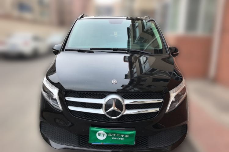 Used Mercedes-Benz Vito 2021 2.0T Elite Version 7 Seats Front