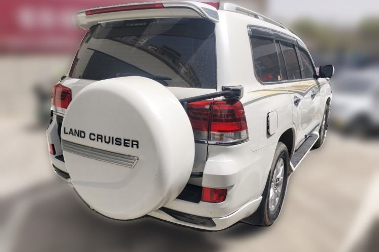 Used Toyota Land Cruiser 