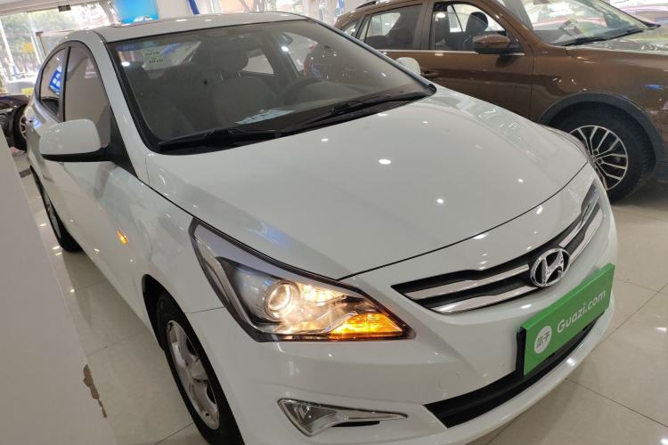Used Hyundai Verna (older generation) 2016 1.4L Automatic Leading-Edge GLX
