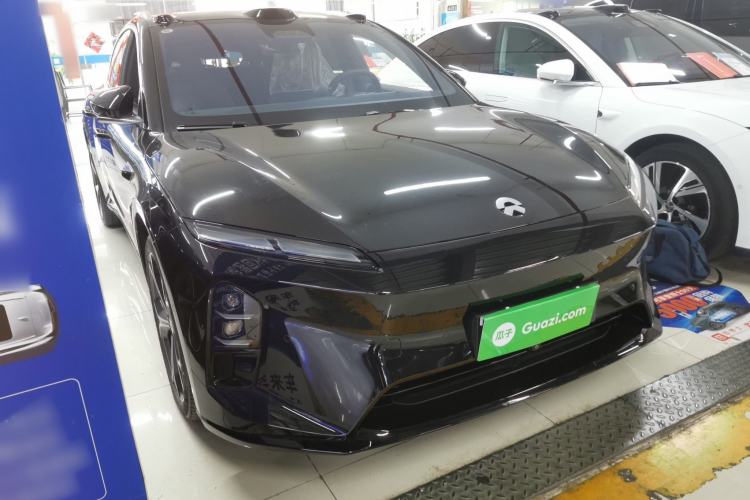Used Nio ET5T 2025 100kWh Touring Front Right 45 Deg