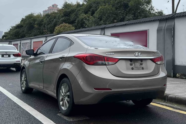 Used Hyundai Elantra (5th Generation / Langdong) 2015 1.6L Automatic Fashion Model Exterior 5