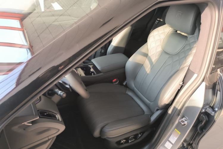 Used BYD Song L EV 2025 Intelligent Driving Version 662 km LiDAR Excellence Edition
