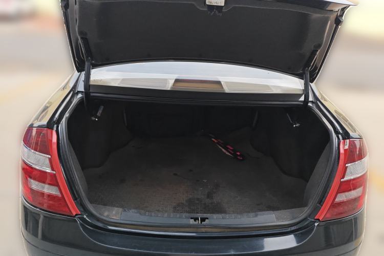 Used Geely Auto Ocean 2012 Energy-Saving Model 1.5L Manual Elite Edition Trunk