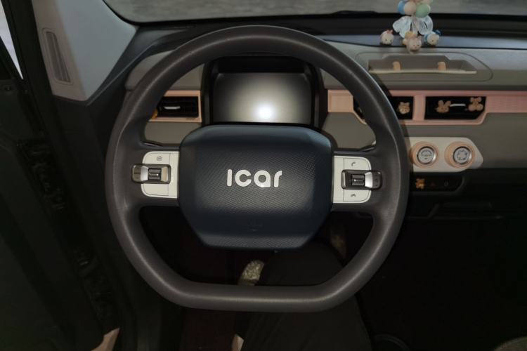 Used Chery QQ Ice Cream 2022 120km Conical Shape Lithium Iron Phosphate Steering Wheel