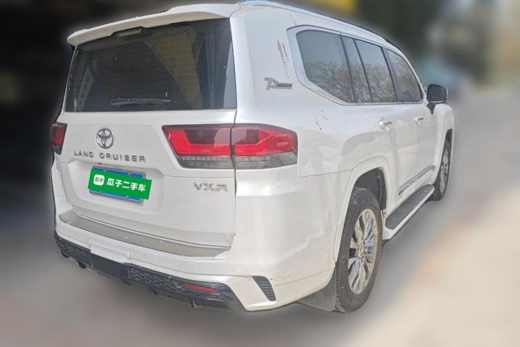 Used Toyota Land Cruiser 
