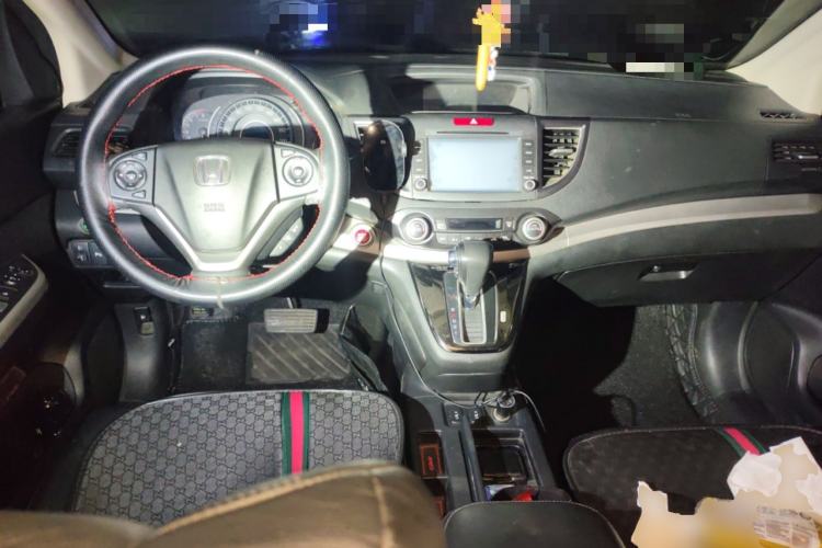 Used Honda CR-V 2013 2.4L four-wheel drive luxury version Center Console