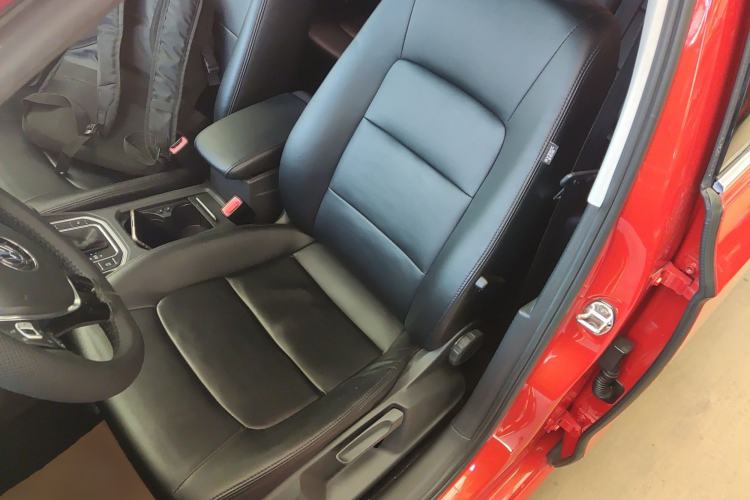 Used Volkswagen Golf Sportsvan 2016 230TSI Automatic Trend Edition Left Front Seat