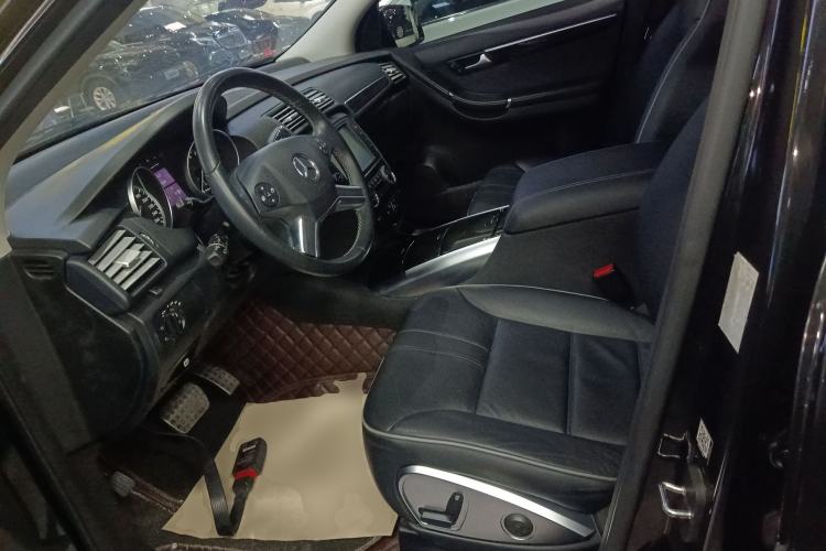 Used Mercedes-Benz R-Class 2017 R 320 4MATIC Business Edition Prestige Model