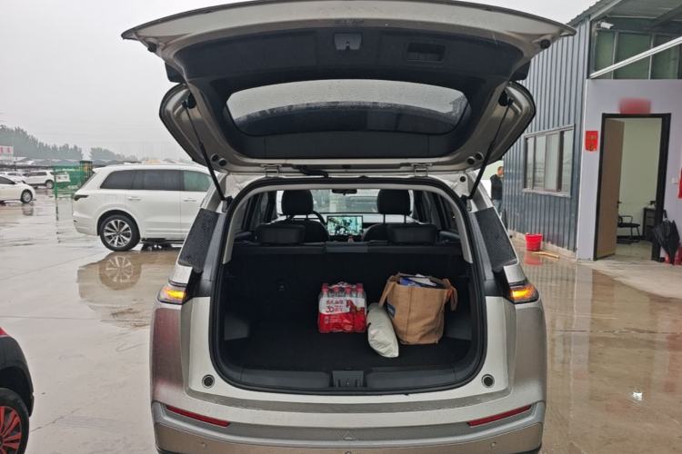 Used AION Y 2023 Plus 510 Smart Edition