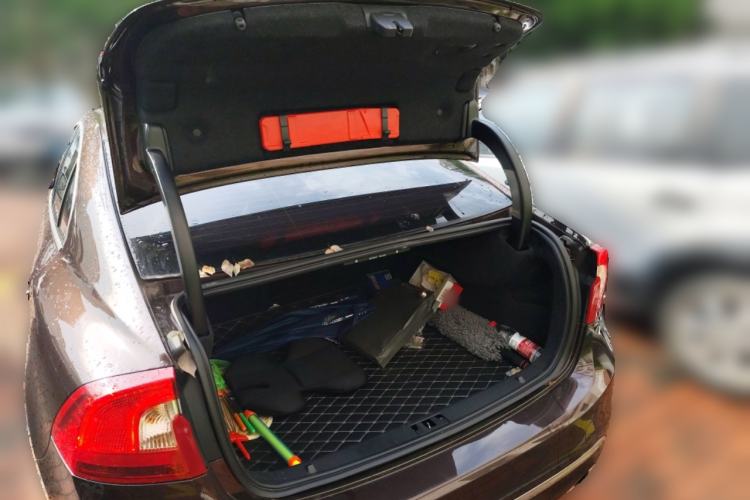 Used Volvo S60 2018 S60L T5 Intelligent Drive Progressive Edition