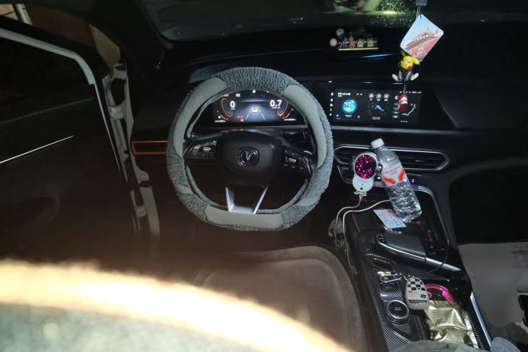 Used CHANGAN UNI-T 2022 1.5T Prestige Version