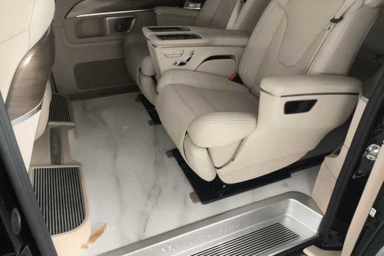 Used Mercedes-Benz V-Class 2022 V 260 L Long-wheelbase Luxury Edition