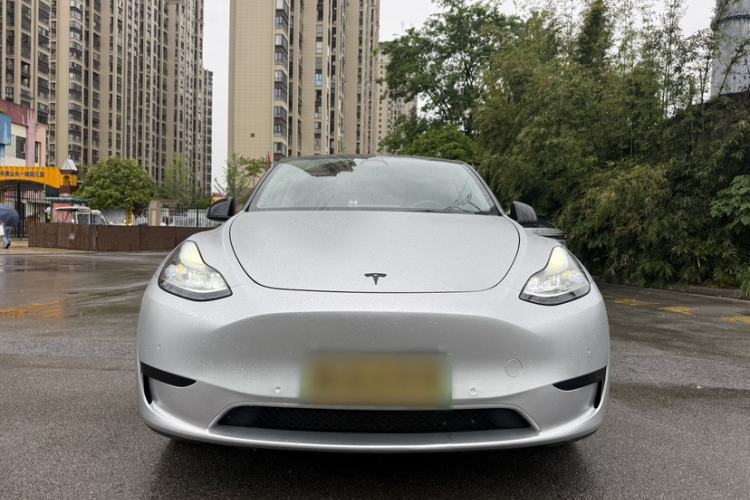 Used Tesla Model Y 2022 Rear-Wheel-Drive Version