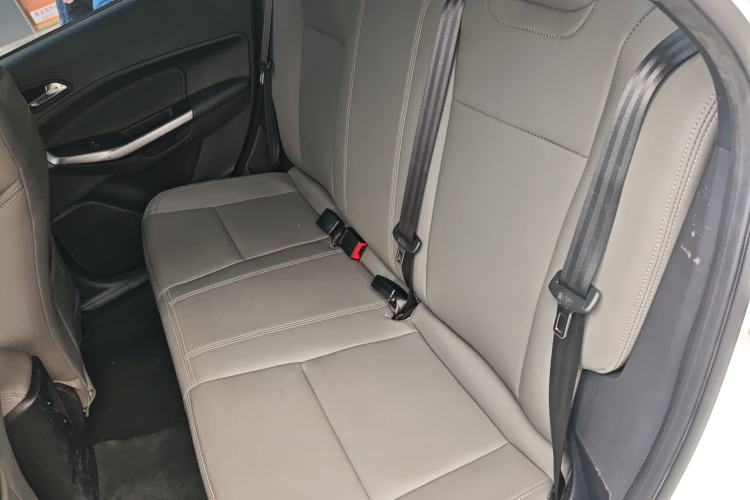 Used Ford Escort 2019 Revised Version 1.5L Automatic Enjoyment Type China VI Standard Left Rear Seat