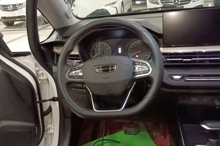 Used Geely Auto Vision X3 2021 PRO 1.5L CVT Deluxe Model