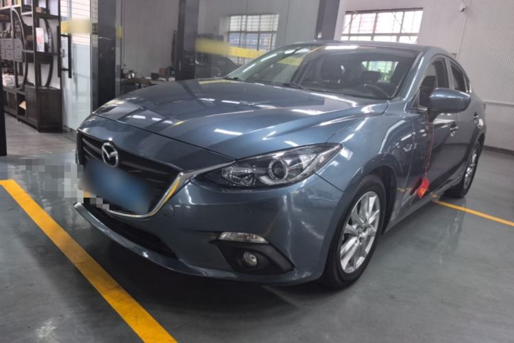 Used Mazda 3 Axela 2014 Sedan 1.5L Automatic Luxury Model