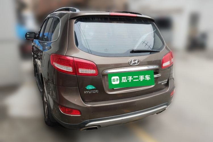 Used Hyundai Santa Fe Classic 2012 2.4 Luxury Edition 7-Seater Four-Wheel Drive