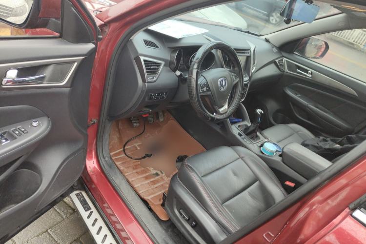 Used Changan CS75 2014 2.0L Manual Leading Version China IV Standard