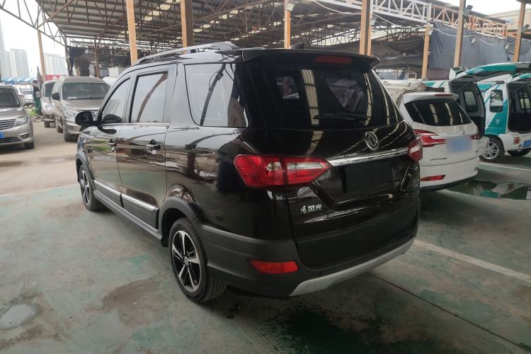 Used Dongfeng Fengon 370 2020 S370 1.5L CVT Luxury Model 5 Seats