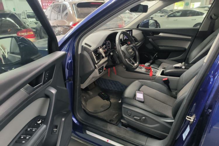 Used Audi Q5L 2018 45 TFSI Prestige Fashion Edition China V Emission Standard Driver Seat