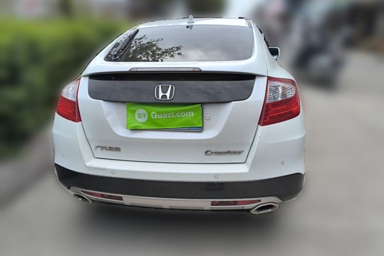 Used Honda Crosstour 2014 2.4L Luxury Edition Rear