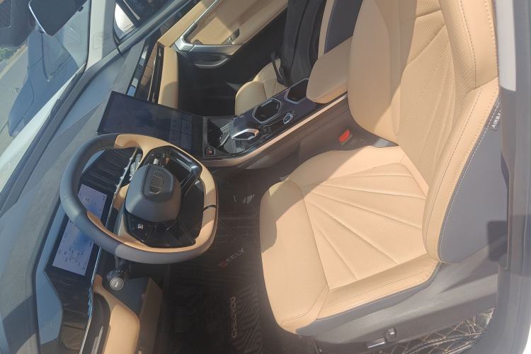 Used Geely Auto FX11 2023 1.5TD DCT Prestige Edition
