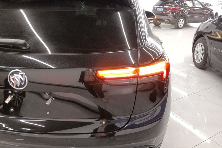 Used Buick Envision 2023 Encore S 552T Two-Wheel Drive Luxury Model
