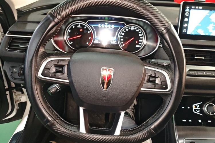 Used Hongqi H5 2022 Classic Model Facelift 1.8T Automatic Smart Connect Flagship Edition
