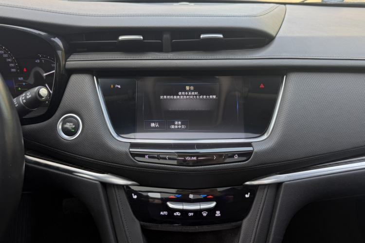 Used Cadillac XT5 2016 25T Luxury Model
