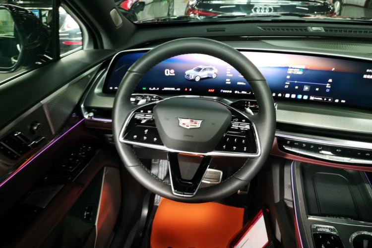 Used Cadillac XT5 2025 2.0T Platinum Edition