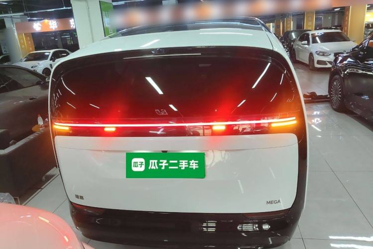 Used Li Auto MEGA 2024 Ultra Model