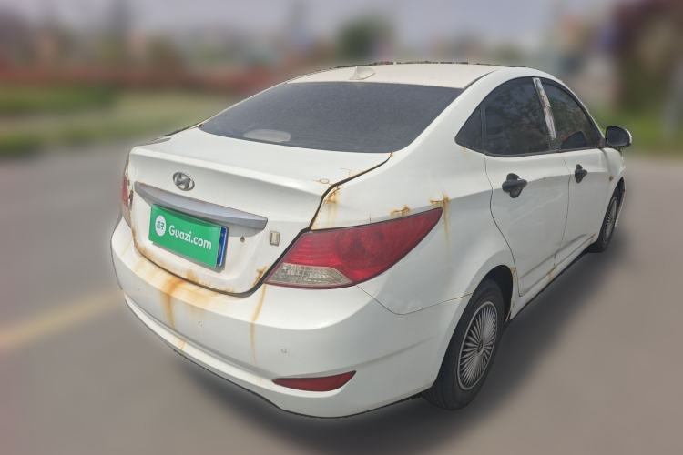 Used Hyundai Verna (older generation) 2010 Sedan 1.4L Manual Standard GL Model