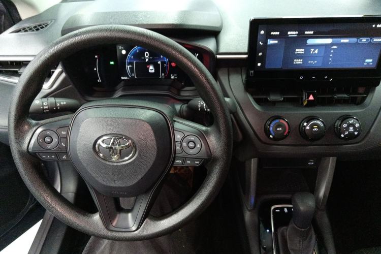 Used Toyota Corolla Cross 2024 2.0L Pioneer Edition